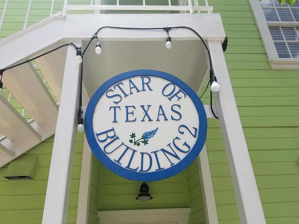 Star Of Texas Inn Building Two オースティン エクステリア 写真